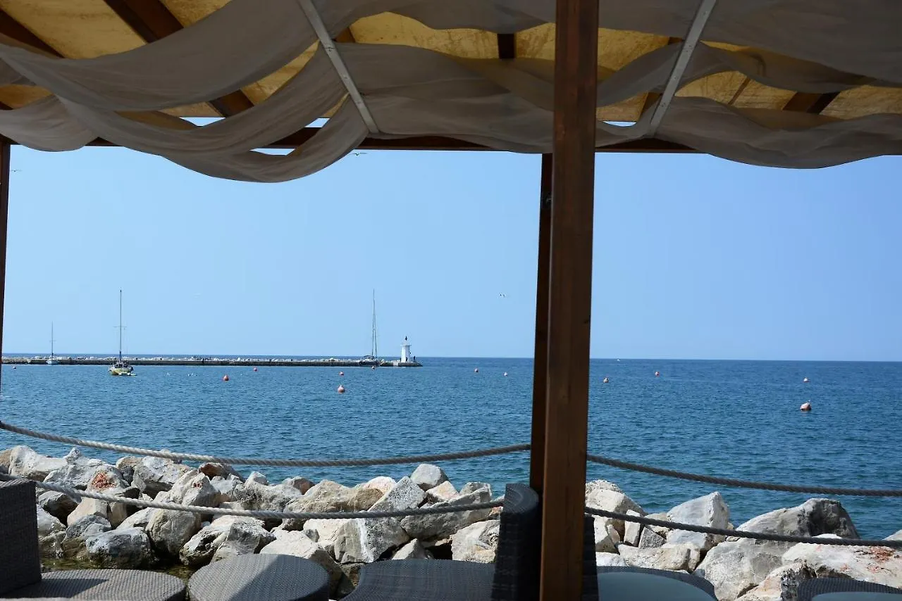 Villa Vienna Novigrad  0*, Novigrad (Istria) Croatia