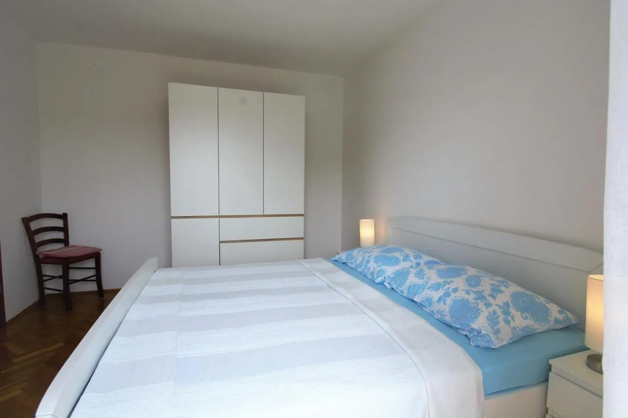 Apartment Villa Vienna Novigrad  Croatia